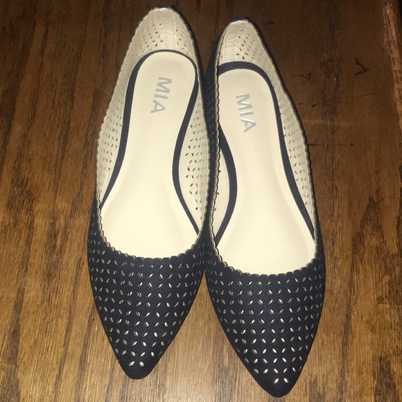 Navy blue dress flats - Picture 1 of 3